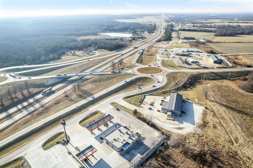 More Photos Of 1 Proactive Dr, New Florence Hotel For Sale