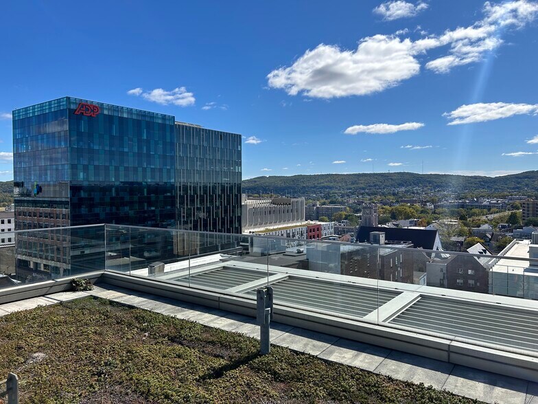 More Photos Of 835 W Hamilton St, Allentown Apartments For Lease