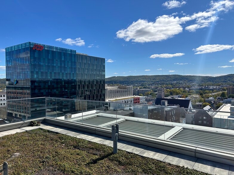 More Photos Of 835 W Hamilton St, Allentown Apartments For Lease