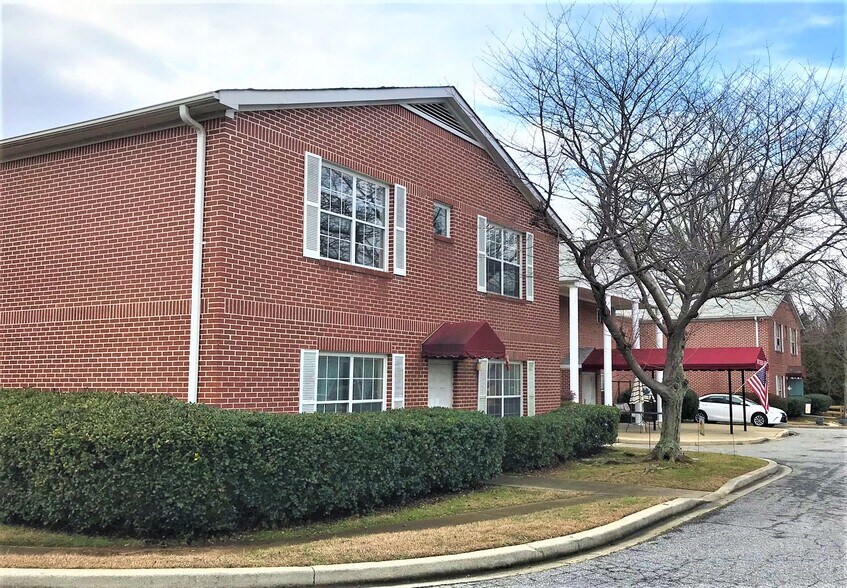 More Photos Of 120 Roper Mountain Rd Ext, Greenville Rehabilitation Center For Sale