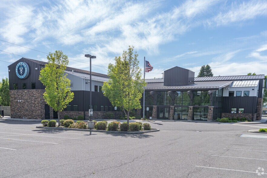 Primary Photo Of 324 S Sherman St, Spokane Medical For Sale
