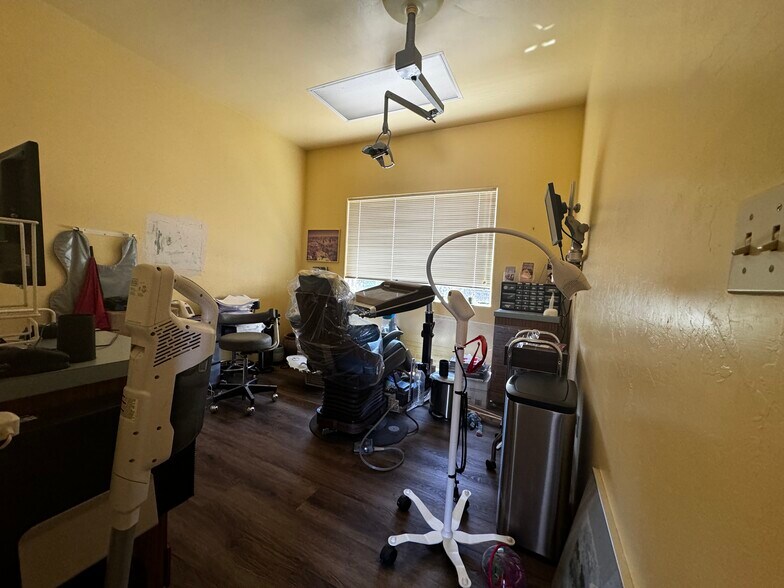 More Photos Of 3838 E Fort Lowell Rd, Tucson Medical For Sale