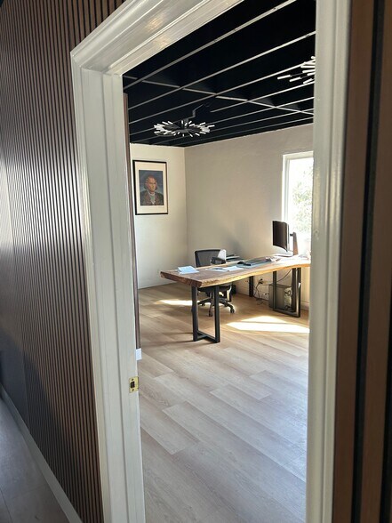 More Photos Of 8843 Lankershim Blvd, Sun Valley Light Manufacturing For Lease