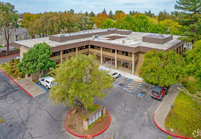 More Photos Of 500 E Remington Dr, Sunnyvale Medical For Lease