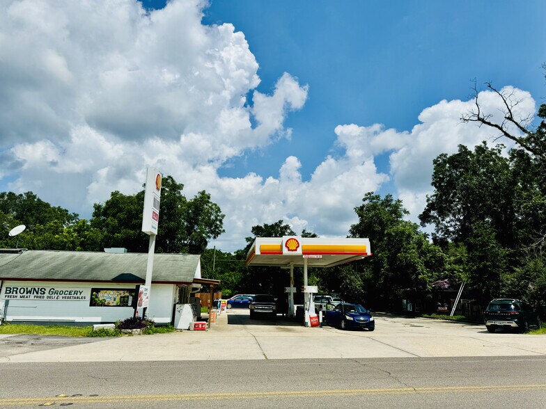 More Photos Of 4619 Main St, Holt General Retail For Sale