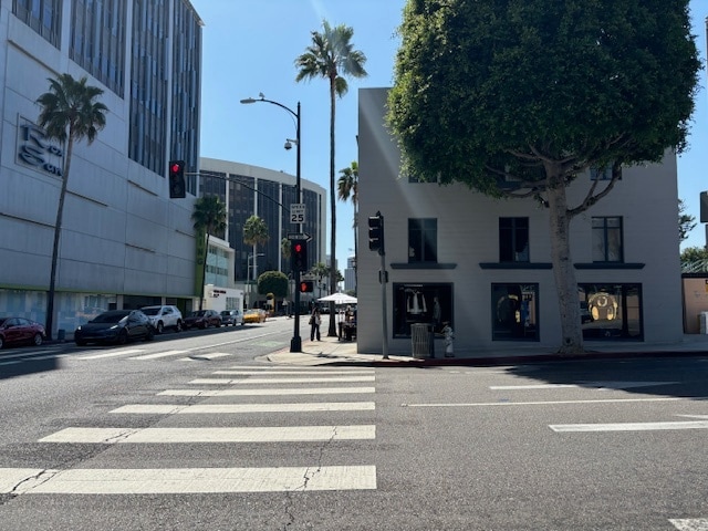 More Photos Of 9701-9725 Santa Monica Blvd, Beverly Hills Storefront Retail Office For Lease