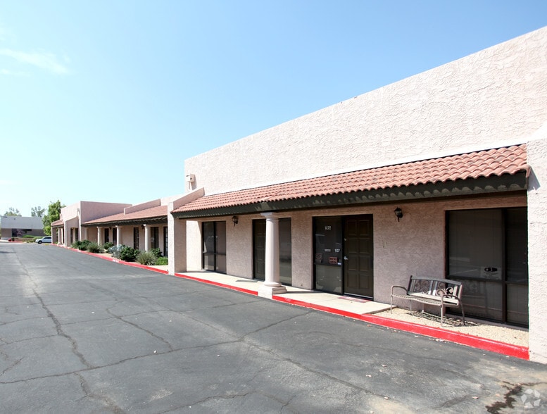 More Photos Of 7702 E Gray Rd, Scottsdale Warehouse For Lease