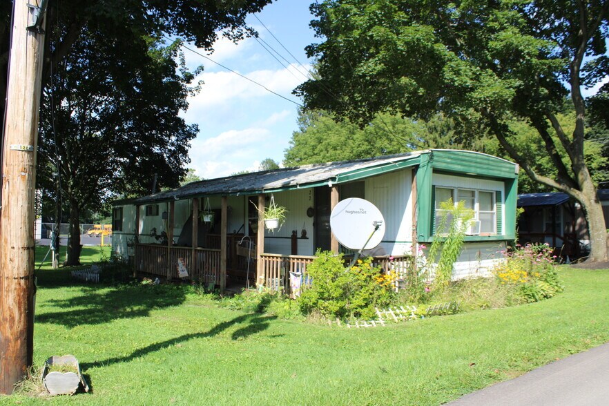 More Photos Of 47 S Genesee St, Fillmore Manufactured Housing Mobile Home Park For Sale