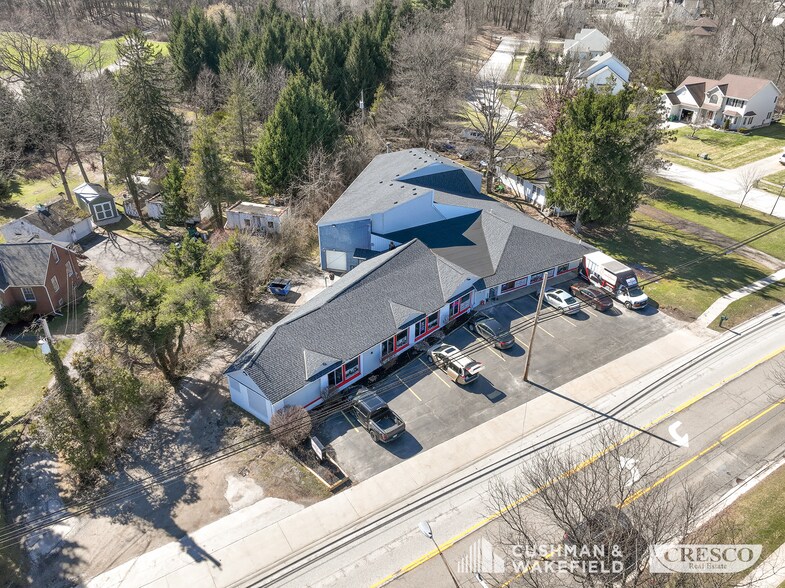 More Photos Of 10414 Ravenna Rd, Twinsburg Freestanding For Sale