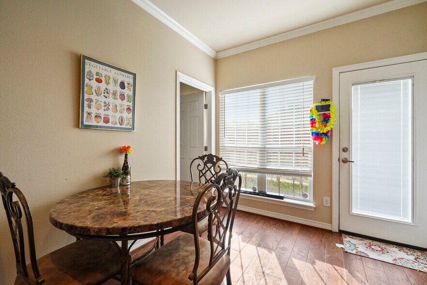 More Photos Of 1198 Jones Butler Rd, College Station Apartments For Sale