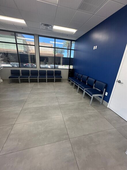 More Photos Of 17063 W Greenway Rd, Surprise General Retail For Sale