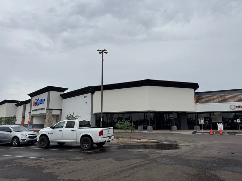More Photos Of 2055 N Alma School Rd, Chandler Unknown For Lease