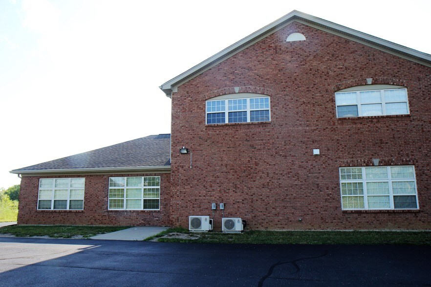 More Photos Of 5900 Long Meadow Dr, Middletown Medical For Sale