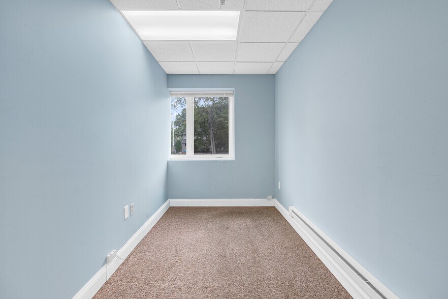 More Photos Of 727 Raritan Rd, Clark Office For Lease