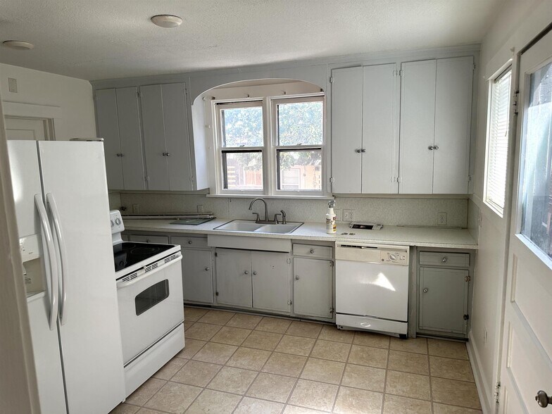 More Photos Of 612 N Arthur Ave, Pocatello Apartments For Sale