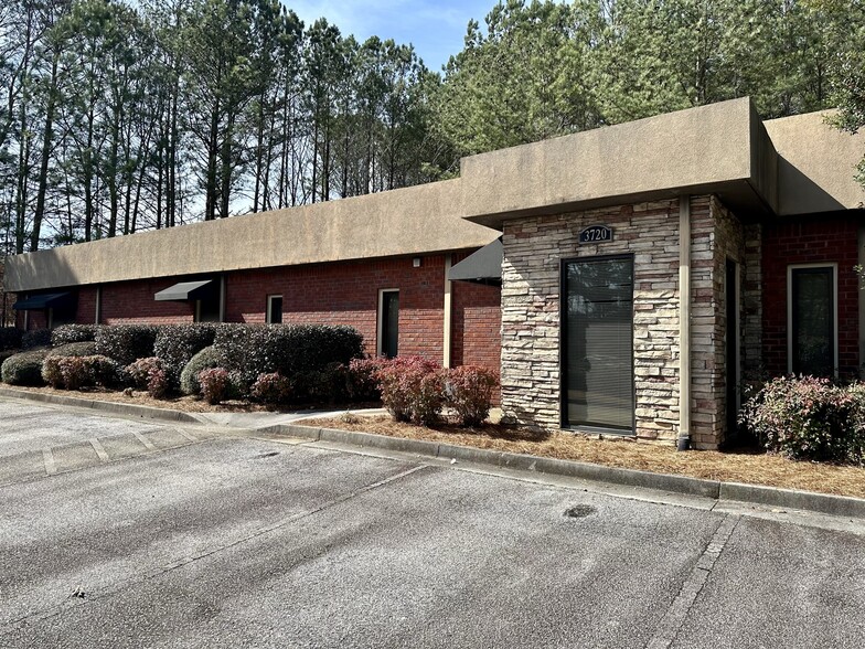 Primary Photo Of 3720 W County Line Rd, Douglasville Light Distribution For Lease