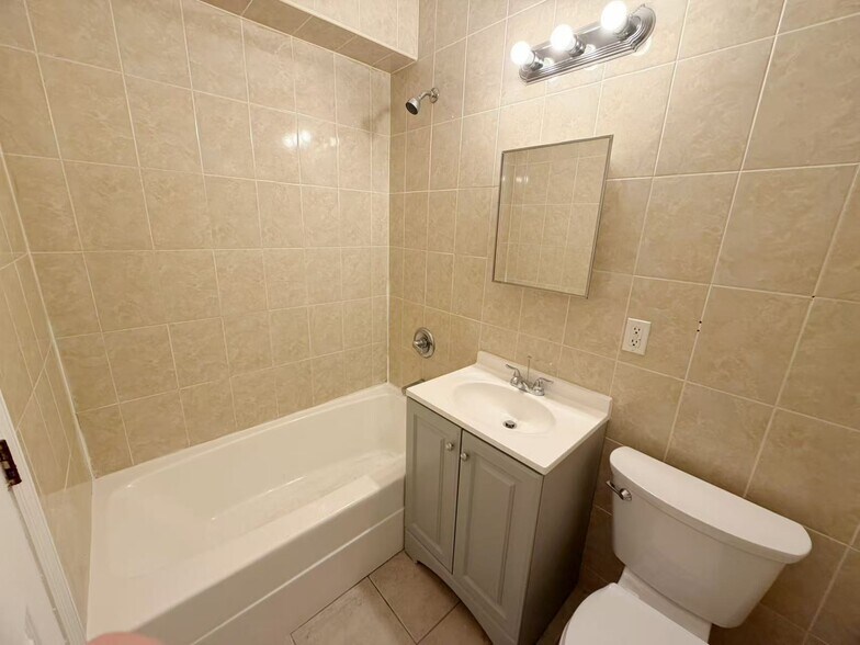 More Photos Of 4134 Haight St, Flushing Multifamily For Sale