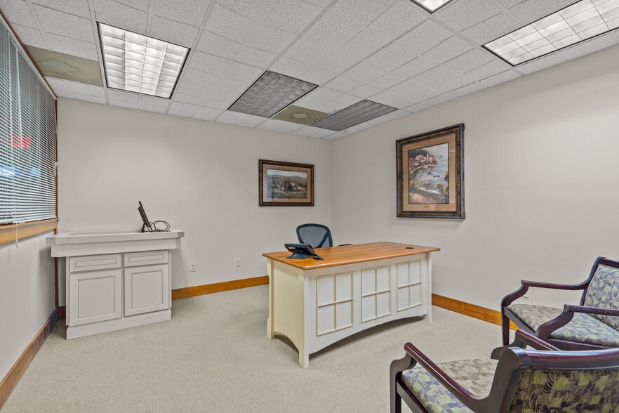 More Photos Of 49 Shores Blvd, Saint Augustine Office For Sale