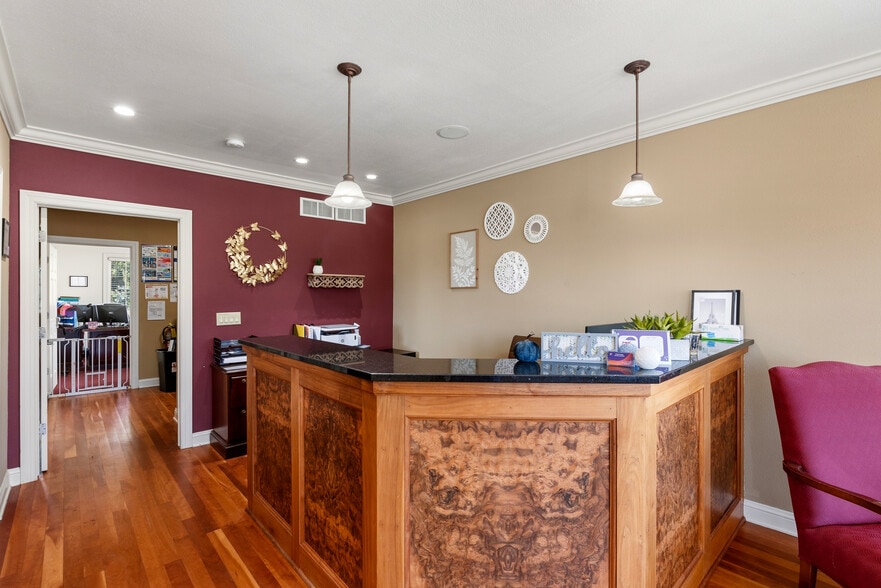 More Photos Of 6165 N Green Bay Ave, Glendale Office For Sale