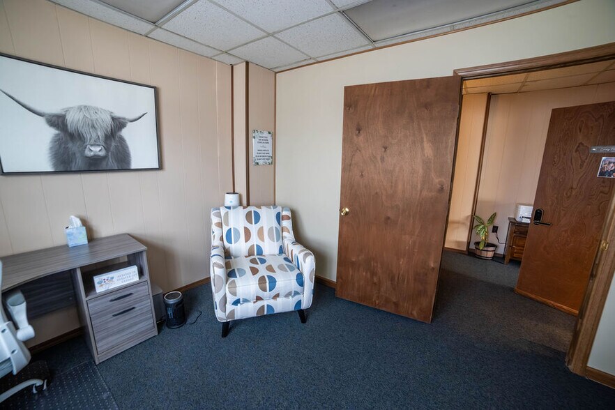 More Photos Of 811 Monroe St, Stroudsburg Office Residential For Lease