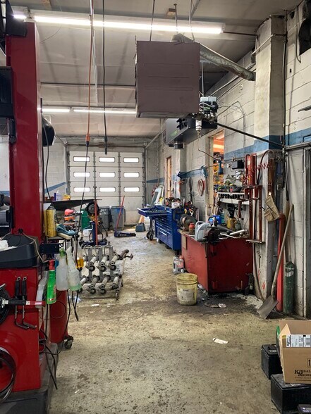 More Photos Of 330 Strode Ave, Coatesville Auto Repair For Sale