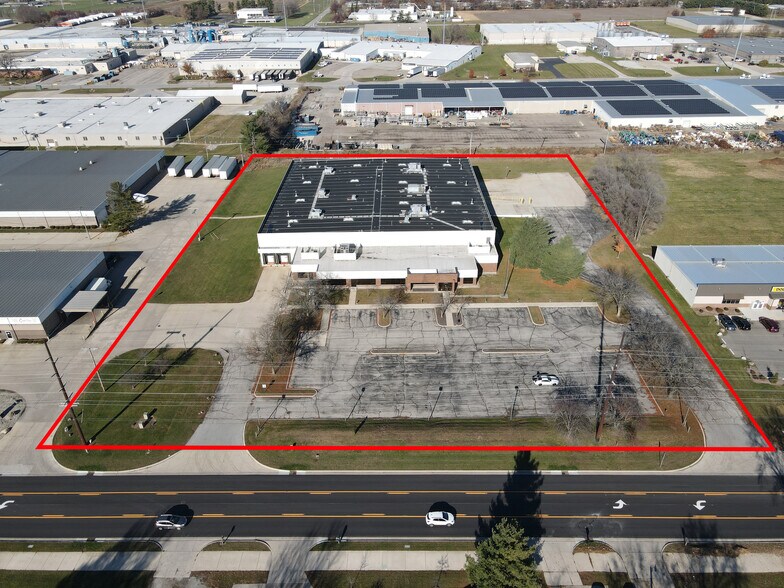 More Photos Of 703 E Kercher Rd, Goshen Manufacturing For Lease
