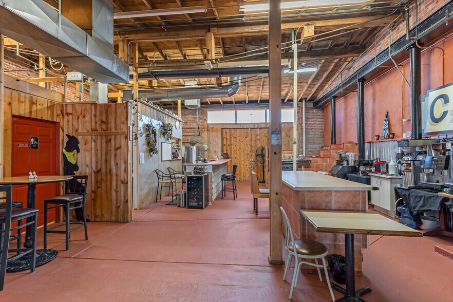 More Photos Of 708 Fremont St, Penrose Freestanding For Sale