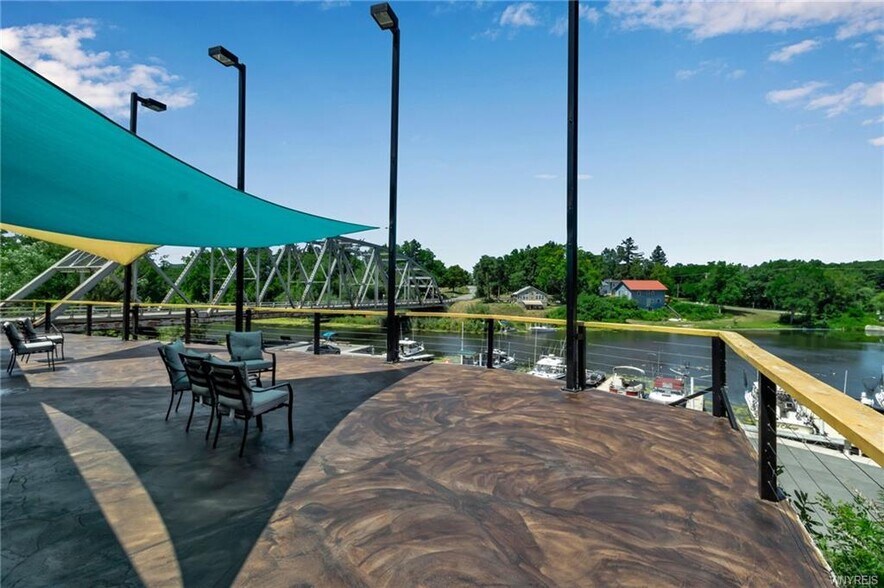 More Photos Of 14339 Roosevelt Hwy, Waterport Marina For Sale