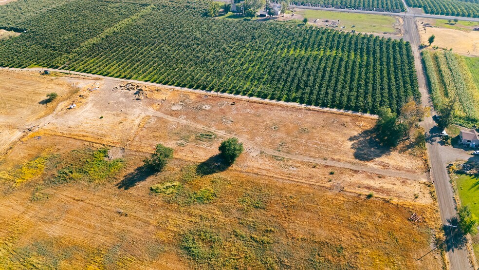 More Photos Of Tieton Drive, Yakima Land For Sale
