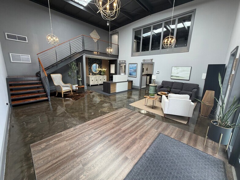 More Photos Of 2135 Rowland Ave, Savannah Light Distribution For Lease