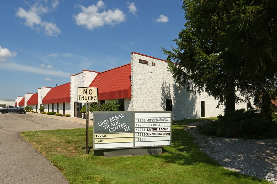 More Photos Of 12250-12264 Universal Dr, Taylor Warehouse For Lease