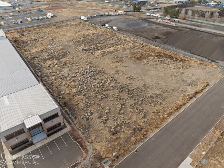 More Photos Of Vista La Monte Lot 4, Redmond Land For Sale