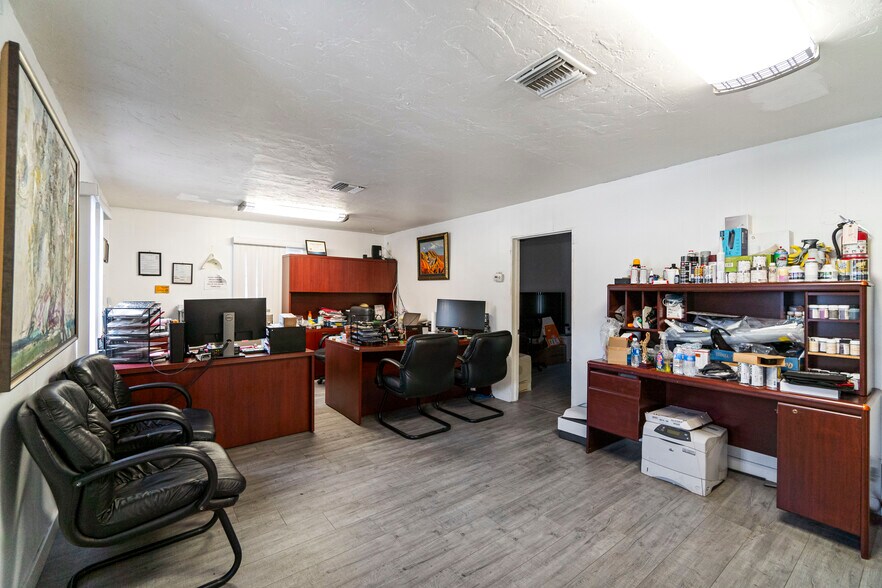 More Photos Of 3713-3715 Clifton Pl, Montrose Auto Repair For Sale