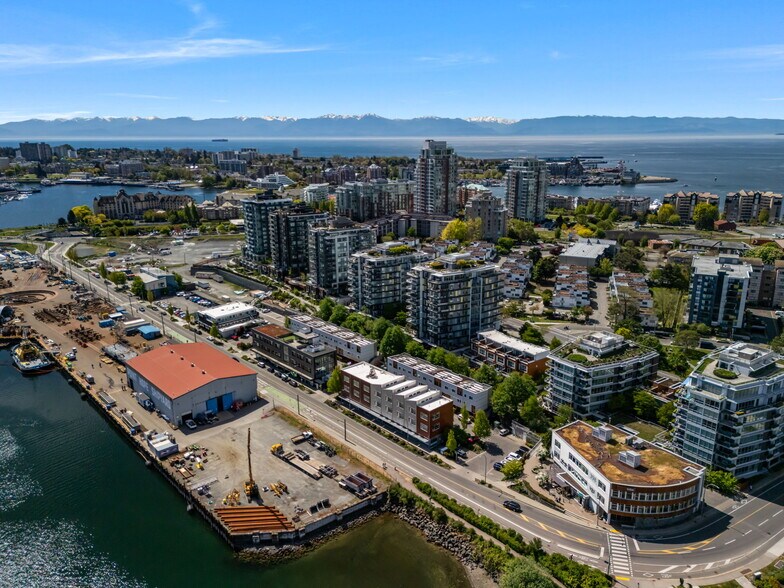 More Photos Of 388 Harbour Rd, Victoria Storefront Retail Office For Sale