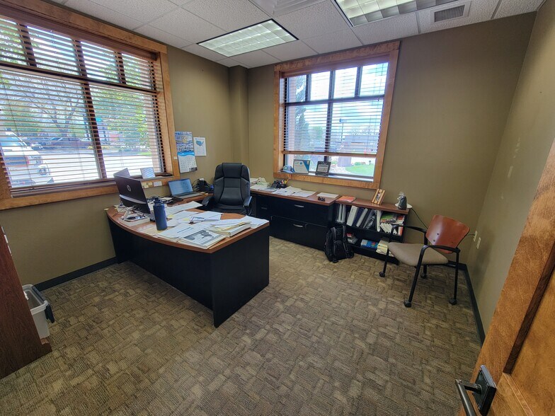 More Photos Of 1610 N Minnesota Ave, Sioux Falls Office For Lease