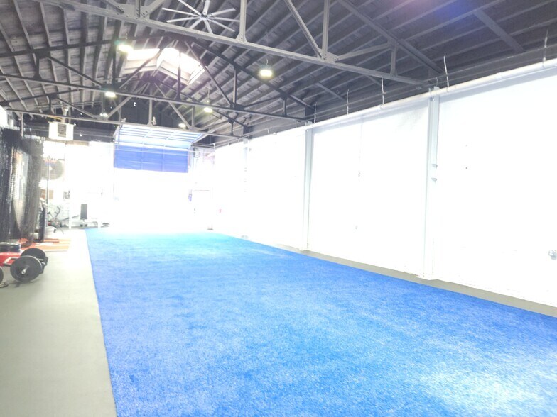 More Photos Of 310-312 W Main St, Norristown Warehouse For Lease