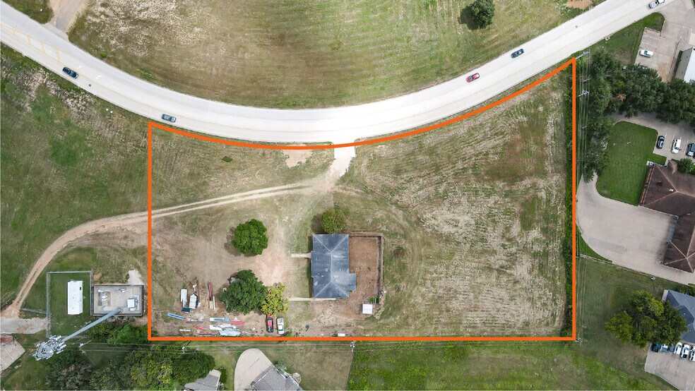 More Photos Of 2224 S Chappell Hill St, Brenham Land For Sale