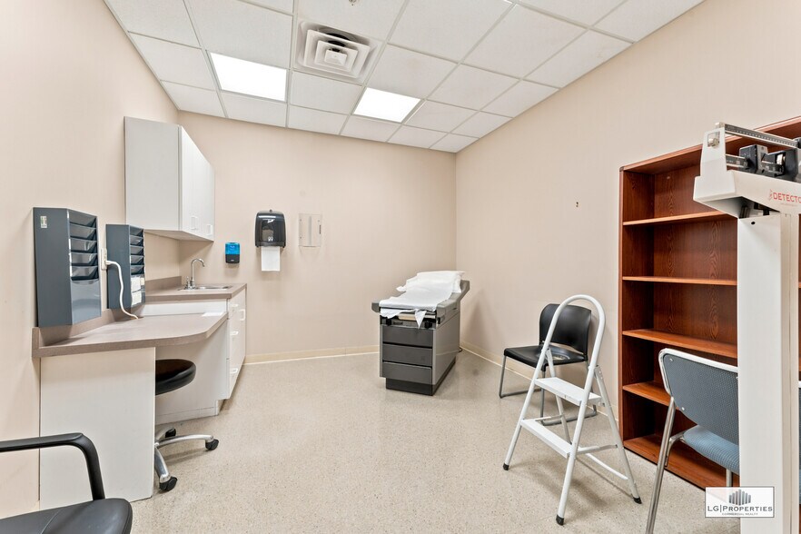 More Photos Of 475 Highway 70, Lakewood Medical For Lease