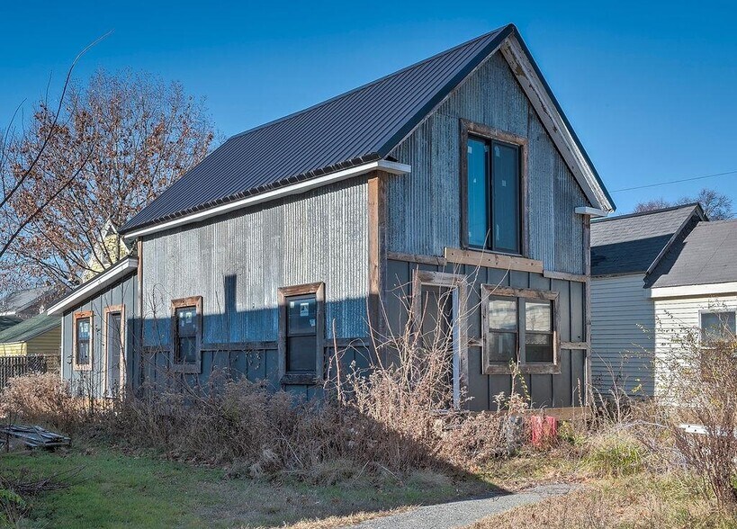 More Photos Of 28 Green St, Keene Apartments For Sale