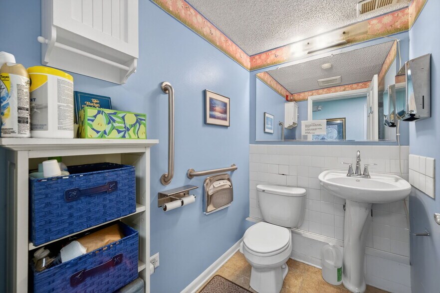 More Photos Of Church St, Winfield General Retail For Sale