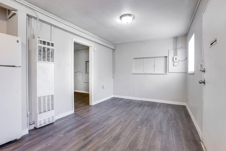 More Photos Of 1190 S Sheridan Blvd, Denver Apartments For Sale
