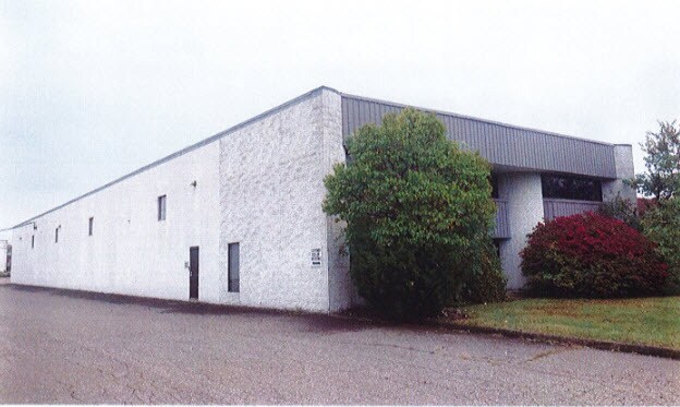 More Photos Of 12303 Delta St, Taylor Industrial For Sale