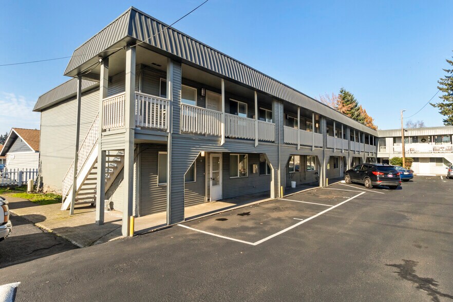 More Photos Of 1016 NE 86th St, Vancouver Multifamily For Sale
