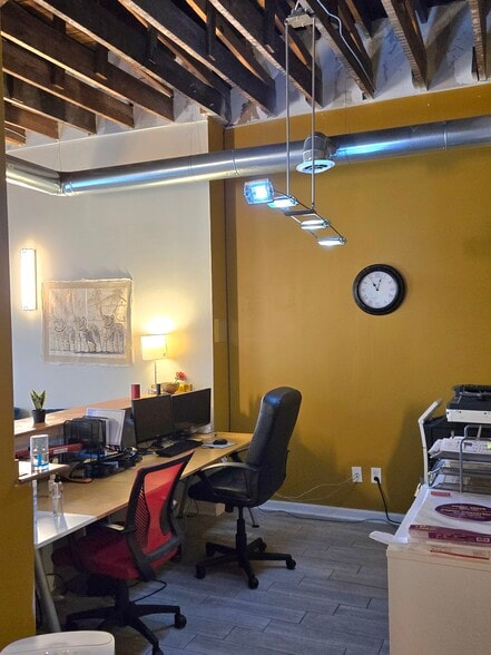 More Photos Of 1602 Cleveland Ave, Atlanta Storefront For Sale