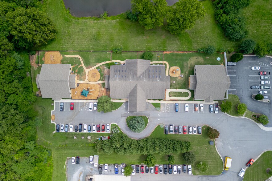 More Photos Of 1071 Woodberry Square Pl, Lynchburg Office For Sale