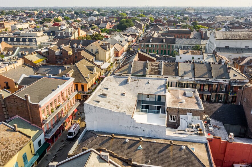 More Photos Of 640 Royal St, New Orleans General Retail For Sale