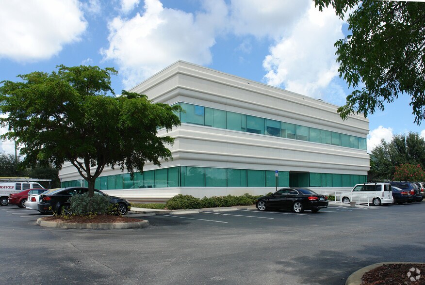More Photos Of 13131 University Dr, Fort Myers Office For Lease