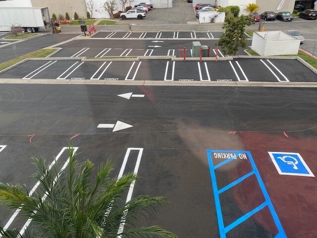 More Photos Of 17892- B Gothard St, Huntington Beach Manufacturing For Lease
