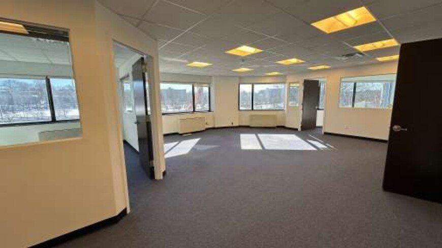 More Photos Of 1720 Whitestone Expy, Whitestone Office For Lease