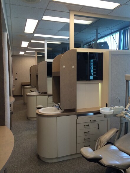 More Photos Of 5201 Deer Valley Rd, Antioch Office For Sale